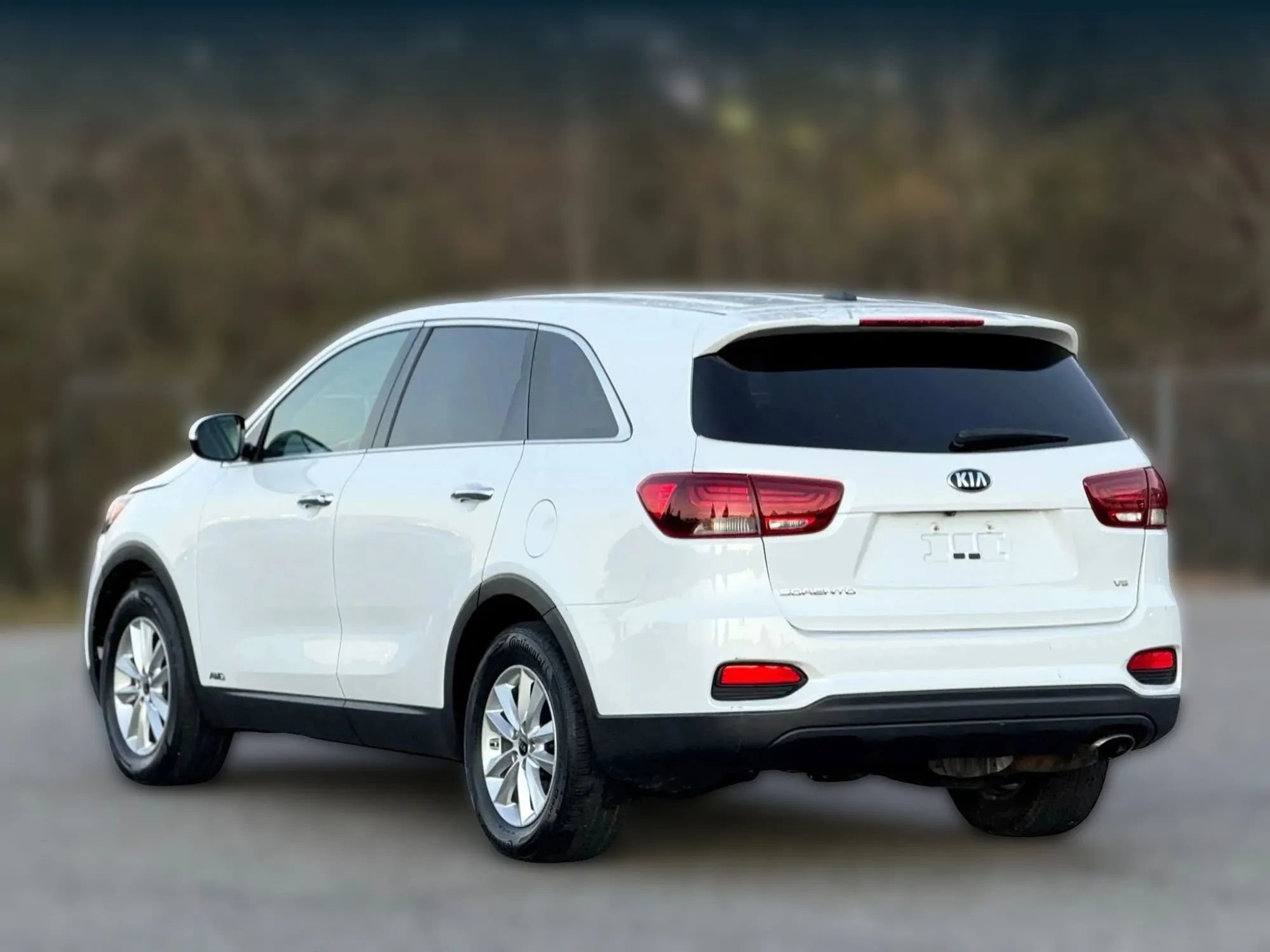 Used 2019 Kia Sorento LX image 10