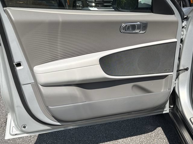 Used 2023 Hyundai Ioniq 6 Limited w/ Cargo Package RWD image 10