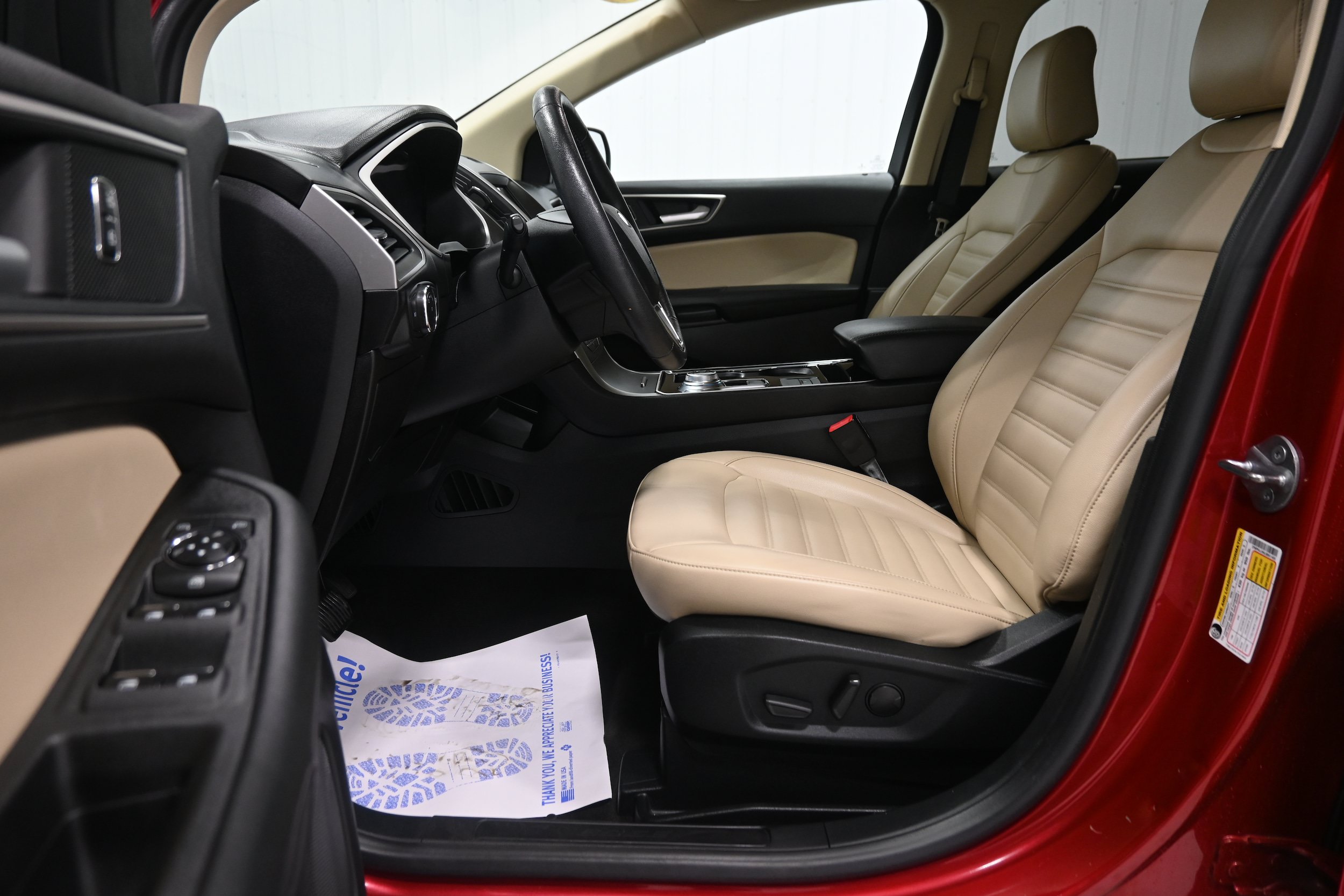 Used 2020 Ford Edge SEL w/ Cold Weather Package AWD/4WD image 5