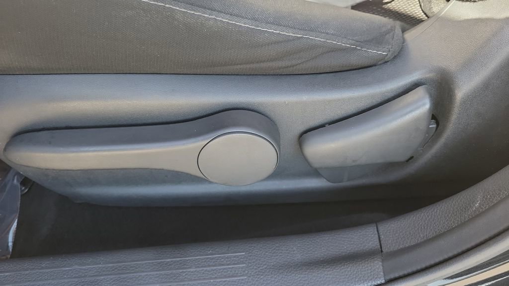 Used 2019 Nissan Sentra S image 19