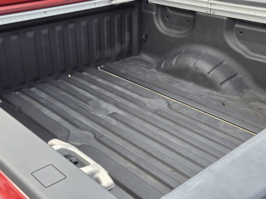 Certified 2017 Nissan Titan Platinum Reserve AWD/4WD image 5