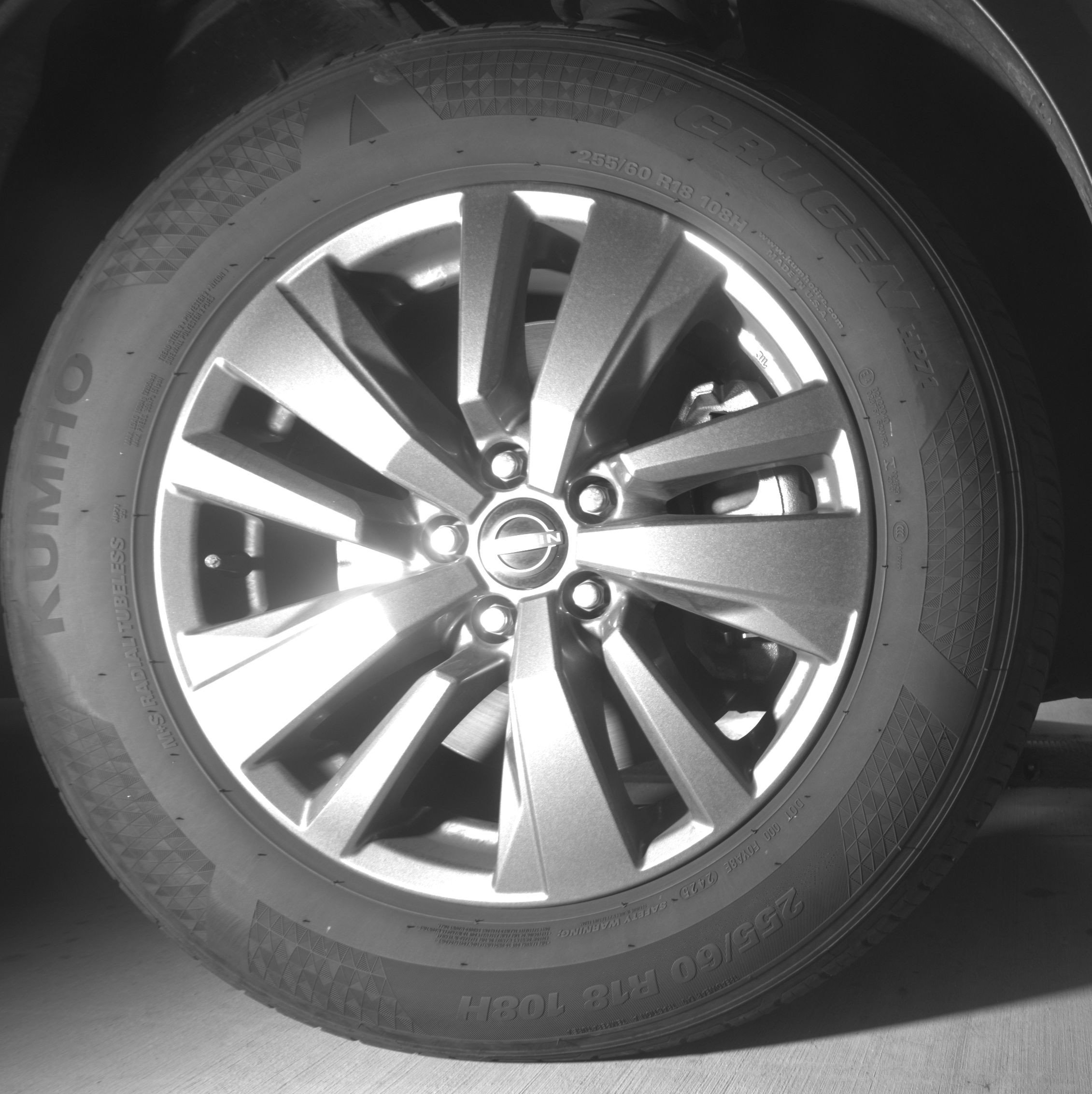 Used 2025 Nissan Pathfinder SV image 13