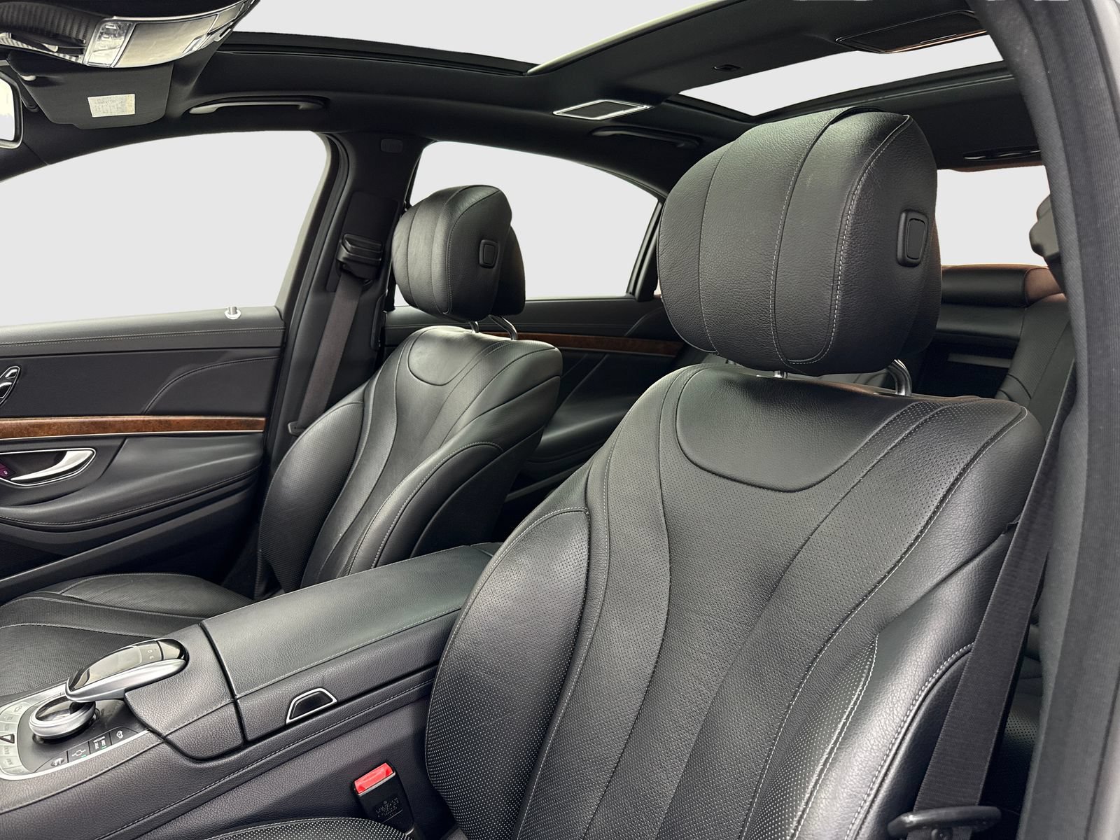 Used 2015 Mercedes-Benz S 550 Sedan image 15