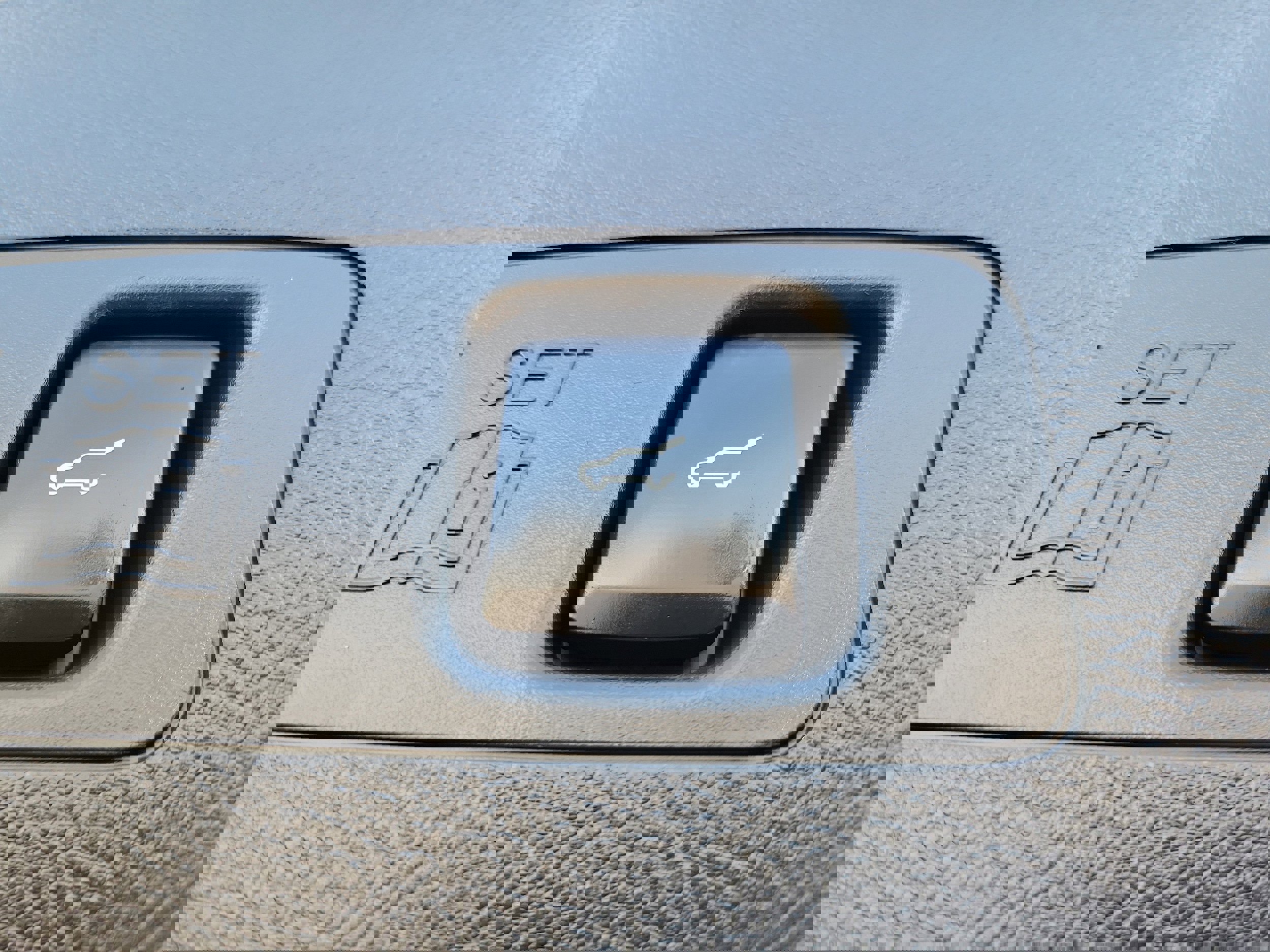 Used 2023 Lincoln Corsair AWD w/ Equipment Group 102A image 8