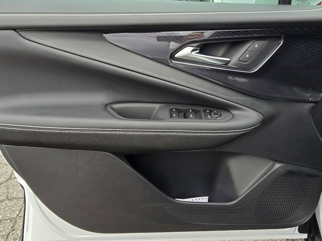 New 2025 Chevrolet Blazer EV LT image 8