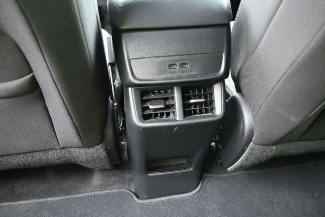 Used 2025 Chevrolet Equinox LT FWD image 37