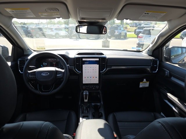 New 2025 Ford Ranger Lariat w/ FX4 Off-Road Package image 14
