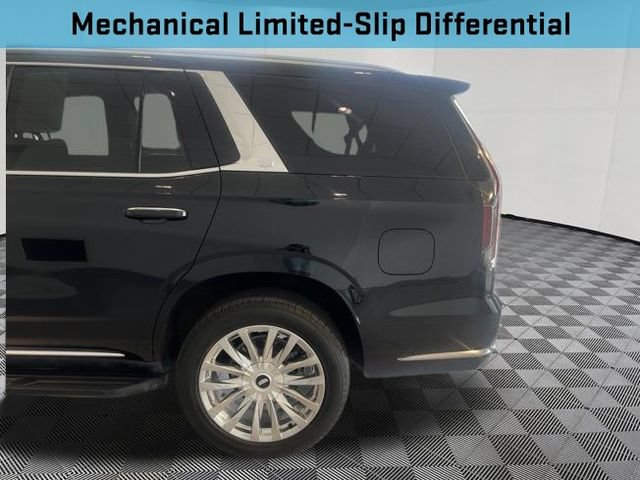 Used 2023 Cadillac Escalade Premium Luxury AWD/4WD image 6