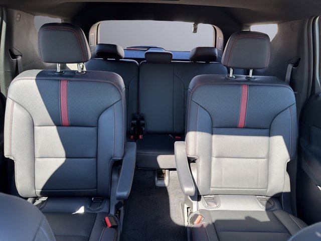 Used 2024 Chevrolet Traverse RS w/ LPO, Floor Liner Package image 21