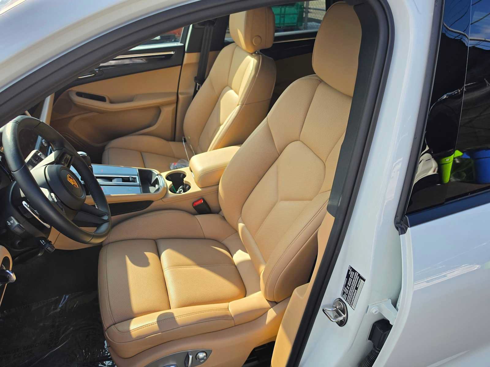Used 2026 Porsche Macan AWD/4WD image 21