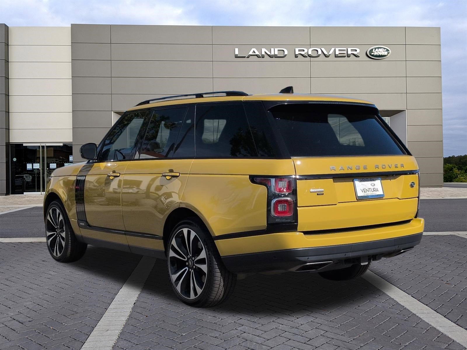 Used 2021 Land Rover Range Rover Autobiography Fifty Edition AWD/4WD image 7