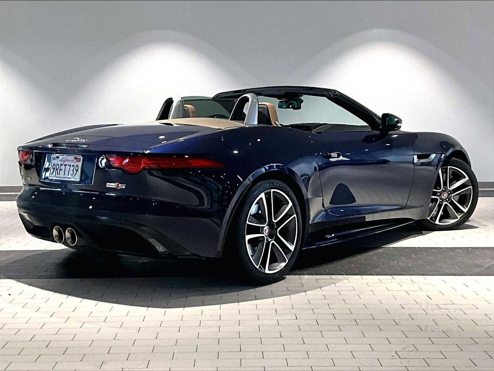 Used 2016 Jaguar F-TYPE S image 10