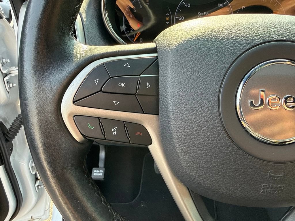 Used 2020 Jeep Grand Cherokee Limited AWD/4WD image 27