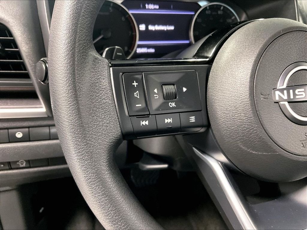 Used 2023 Nissan Rogue SV AWD/4WD image 23