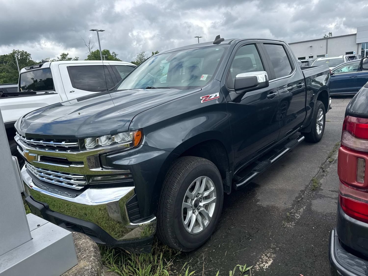 Used 2019 Chevrolet Silverado 1500 LT w/ All-Star Edition AWD/4WD image 7
