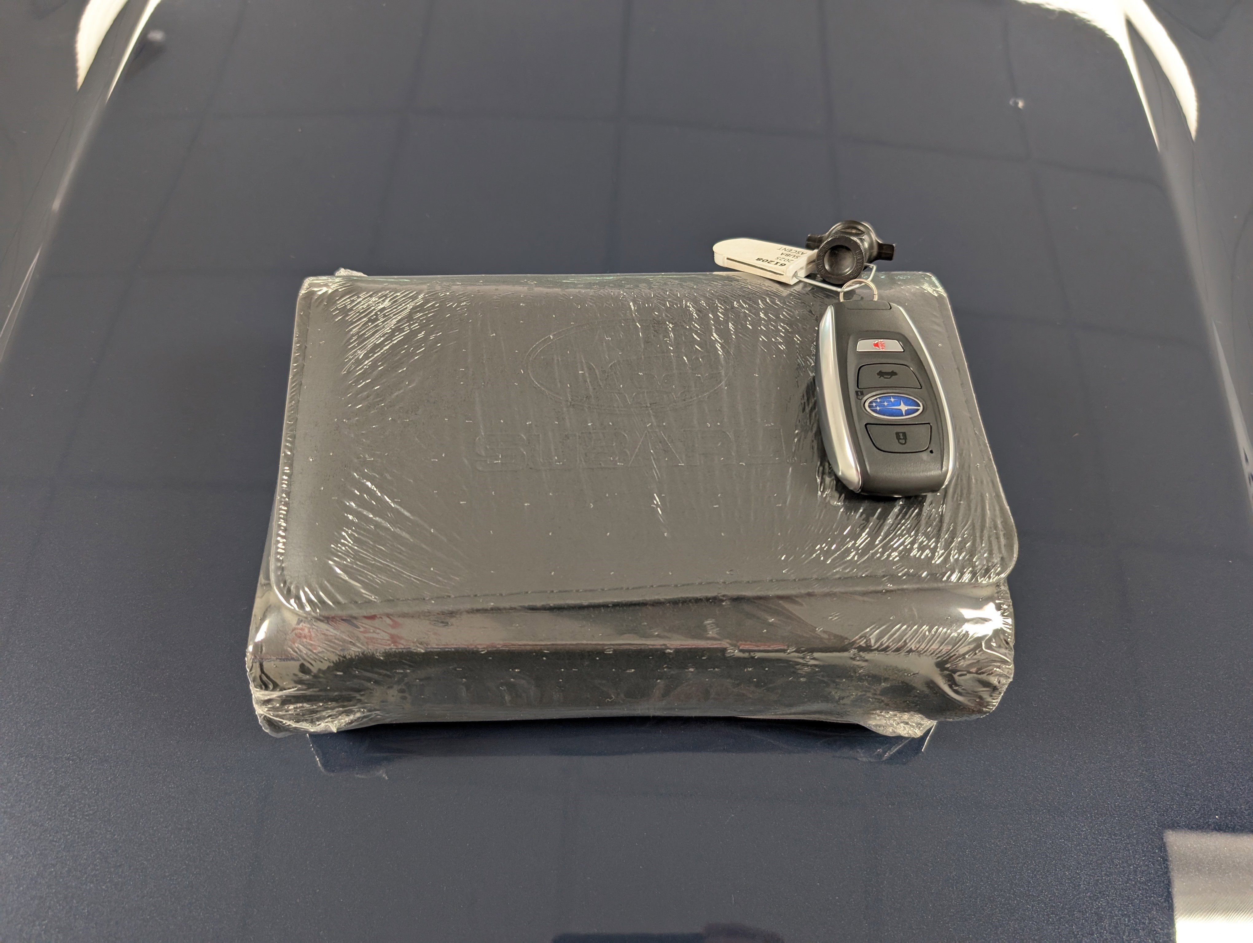 New 2025 Subaru Ascent Touring w/ Popular Package #2 image 7