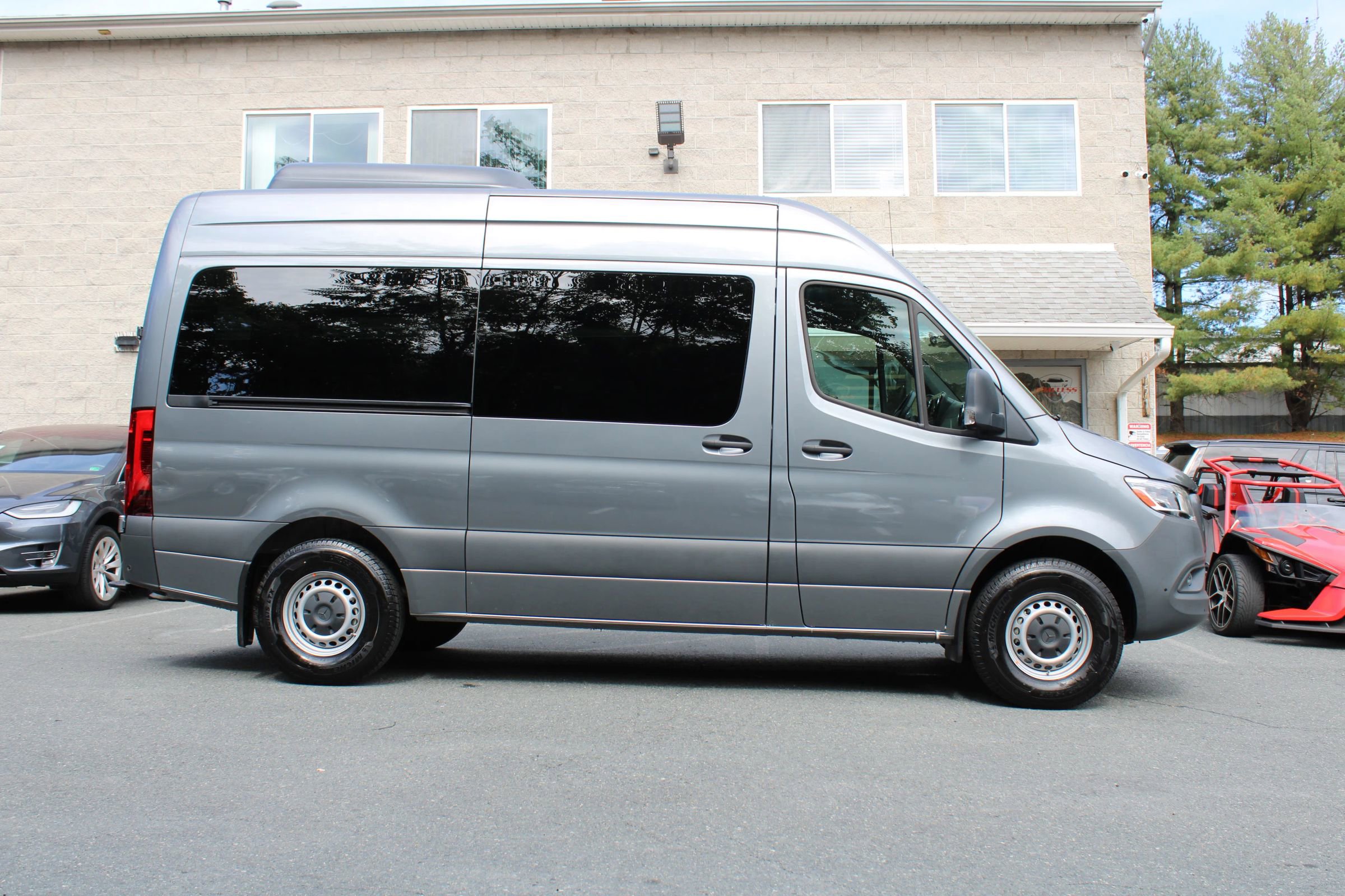 Used 2024 Mercedes-Benz Sprinter 2500 image 22
