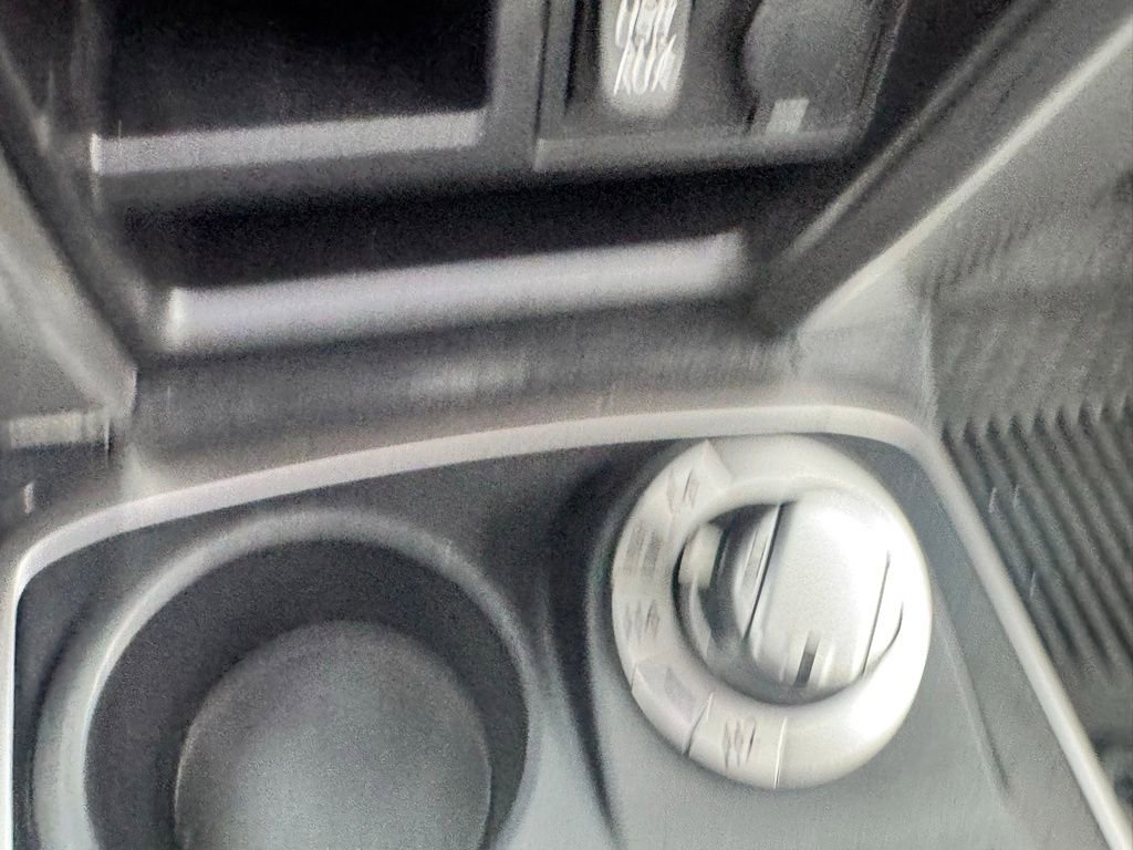 Used 2017 Toyota 4Runner SR5 Premium AWD/4WD image 18
