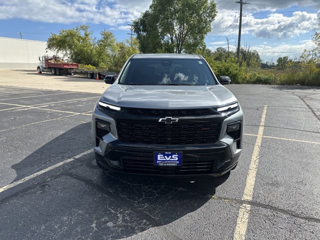 New 2026 Chevrolet Traverse RS w/ LPO, Floor Liner Package image 2