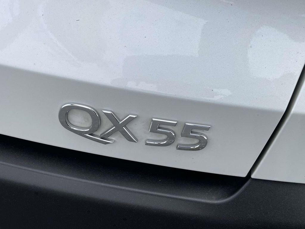 Used 2025 INFINITI QX55 Essential image 8