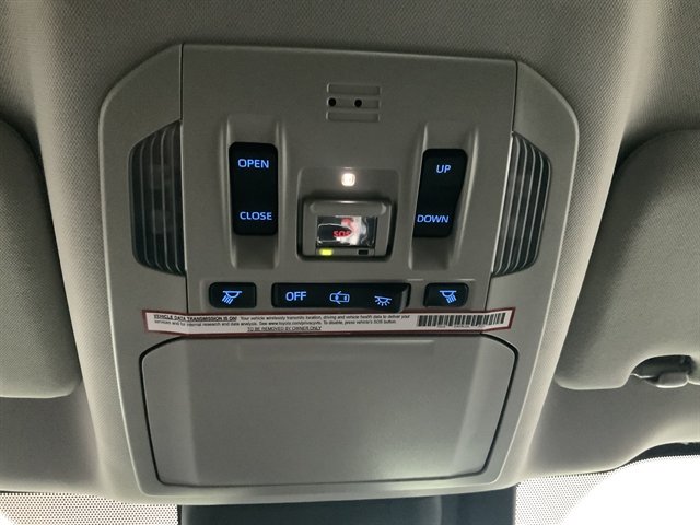 Used 2020 Toyota Highlander Limited AWD/4WD image 43