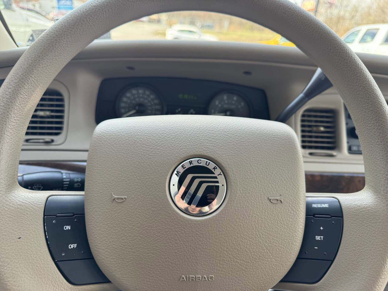 Used 2008 Mercury Grand Marquis GS image 30