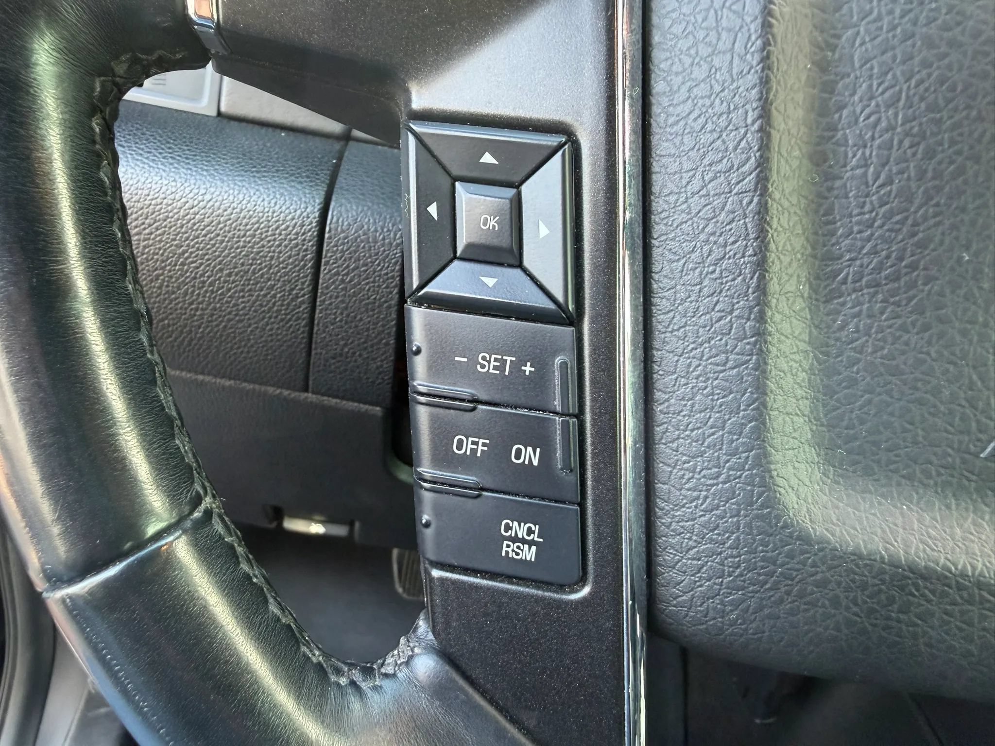 Used 2015 Lincoln Navigator 4WD image 42