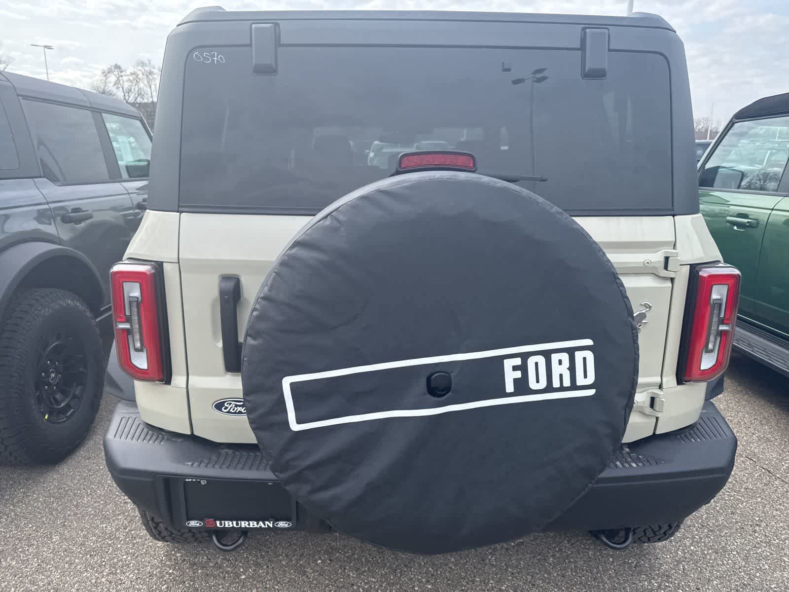New 2026 Ford Bronco Badlands AWD/4WD image 8