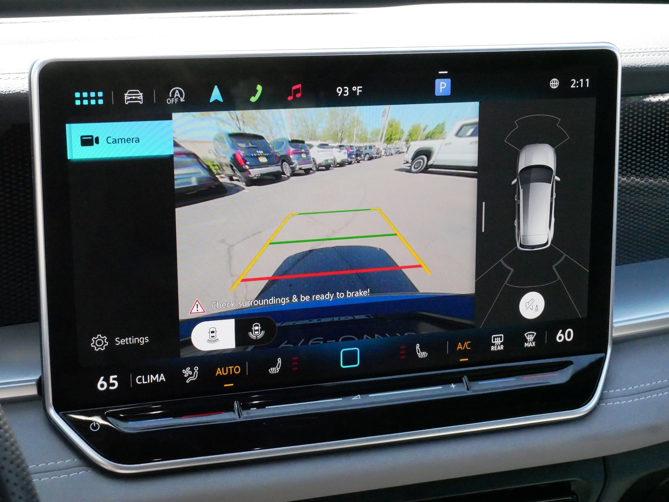 Certified 2025 Volkswagen Tiguan SE R-Line AWD/4WD image 29