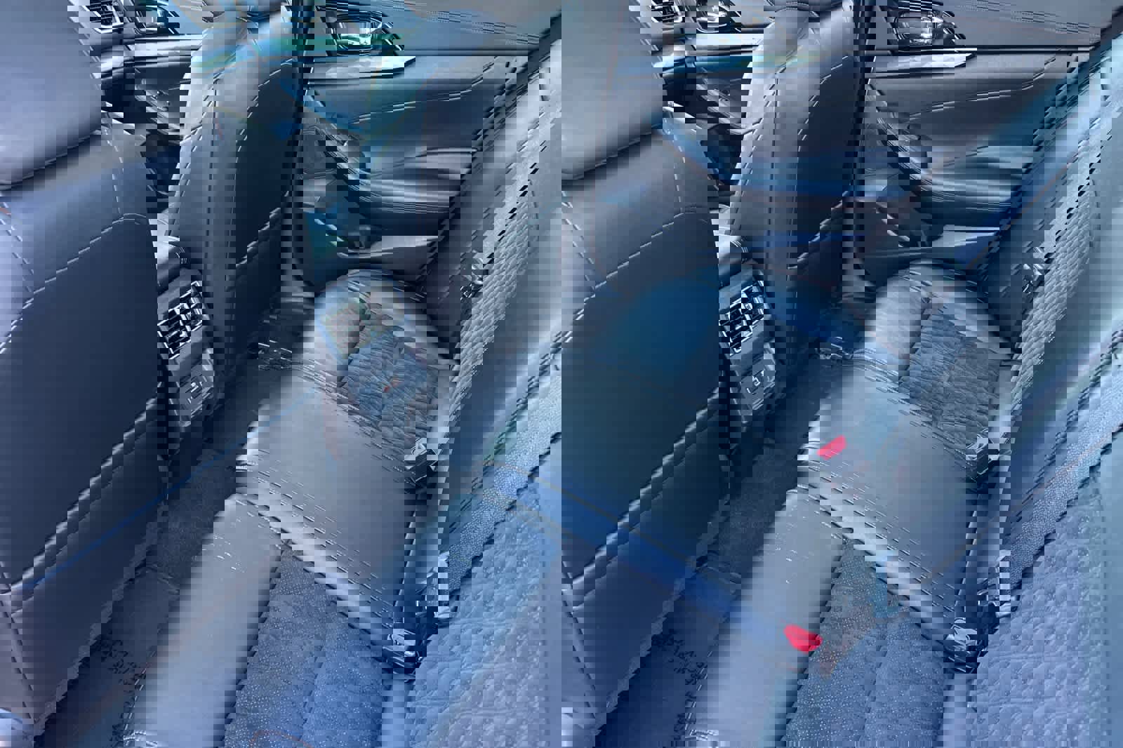 Used 2022 Nissan Maxima SR w/ Sport Mat Group image 4