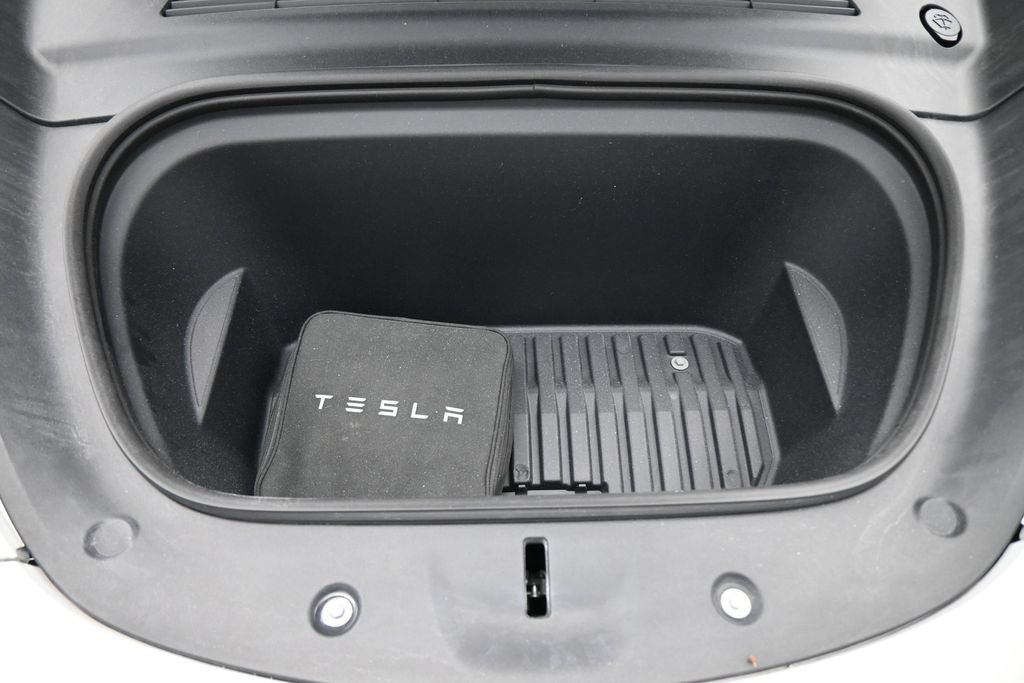 Used 2022 Tesla Model Y Performance AWD/4WD image 18