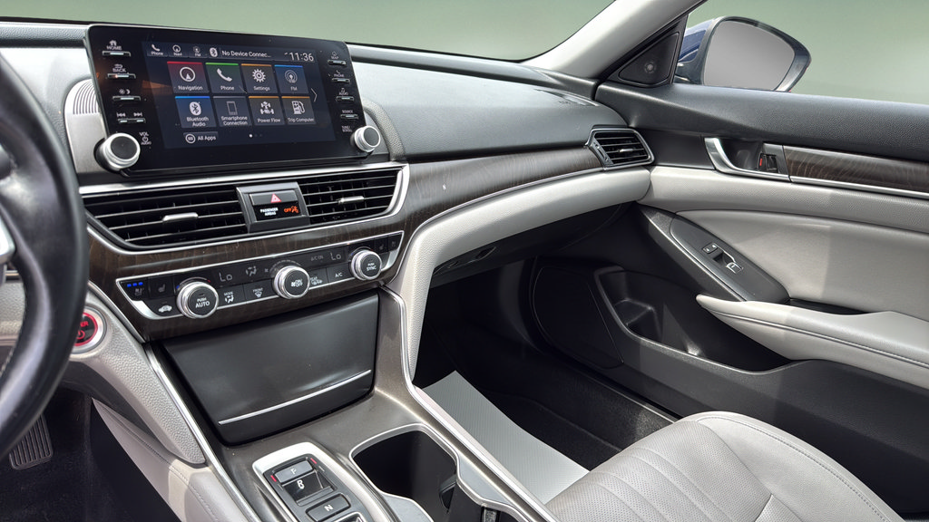 Used 2019 Honda Accord Touring image 24