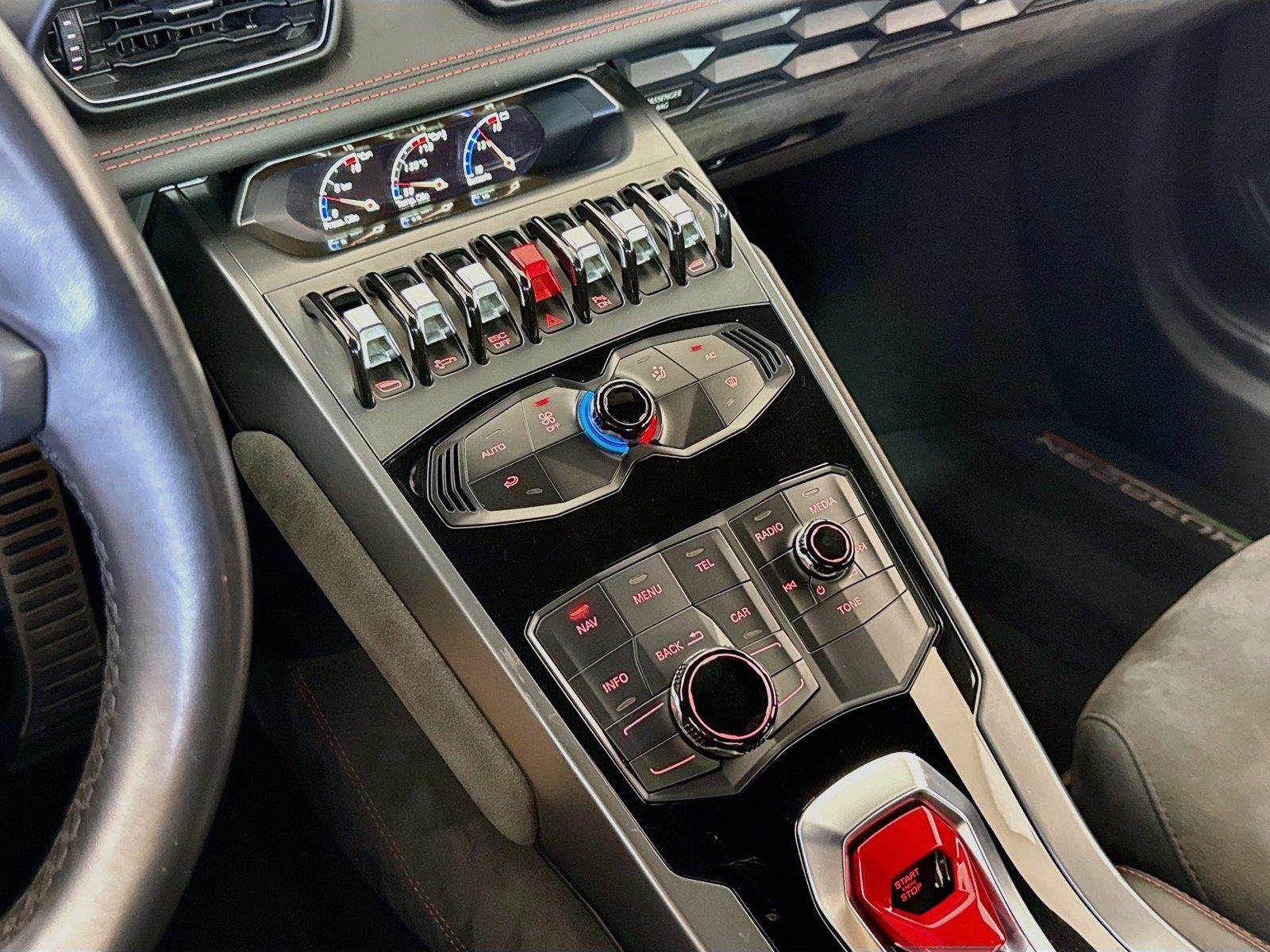 Used 2016 Lamborghini Huracan LP 580-2 RWD image 19