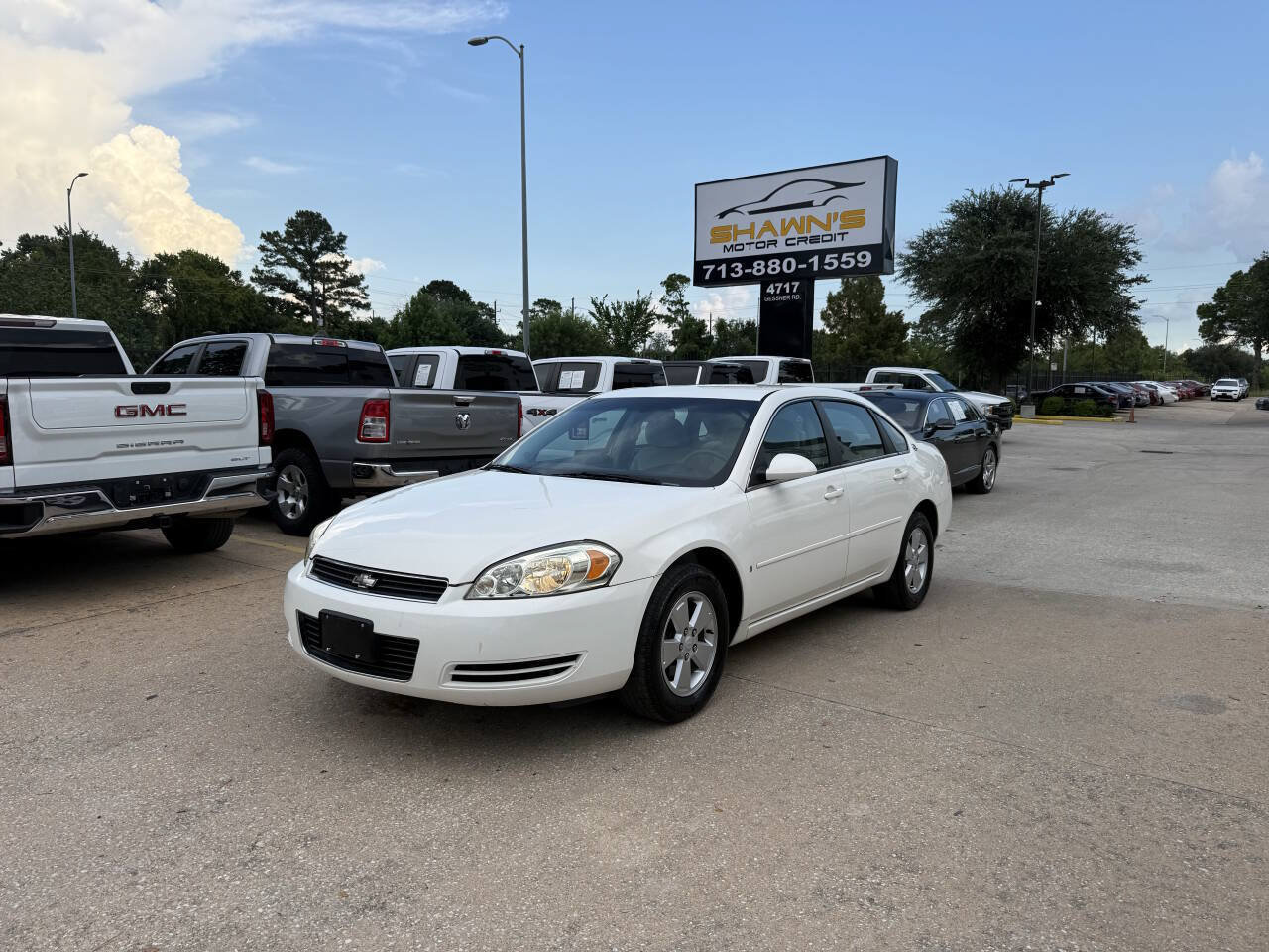 Used 2008 Chevrolet Impala LT FWD image 3