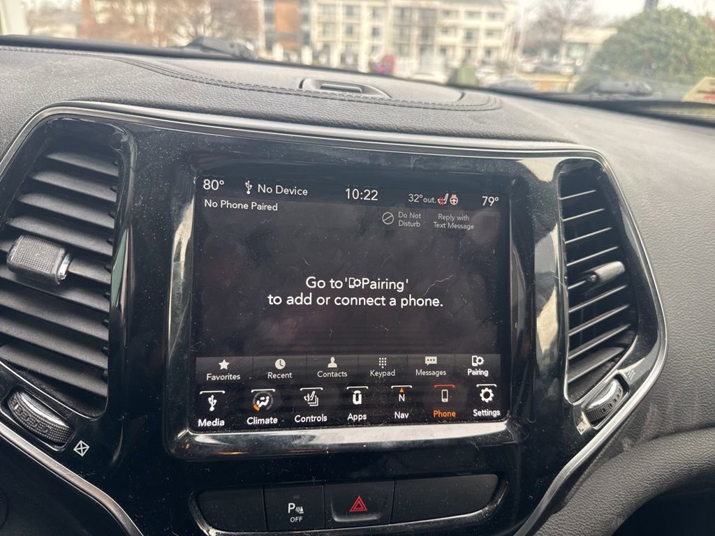 Used 2019 Jeep Cherokee Limited image 21