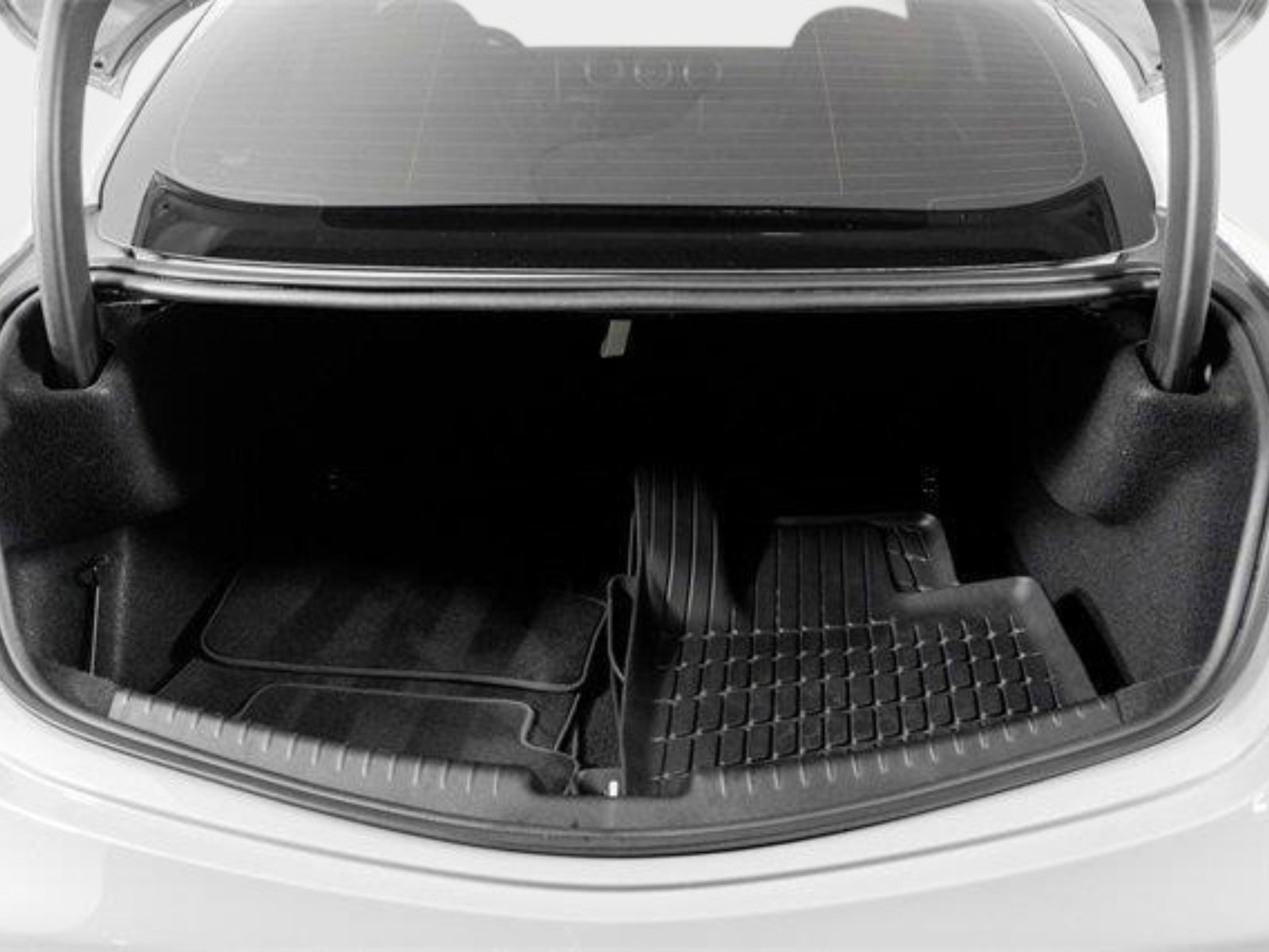 Used 2024 Mercedes-Benz CLE 450 4MATIC Coupe image 37