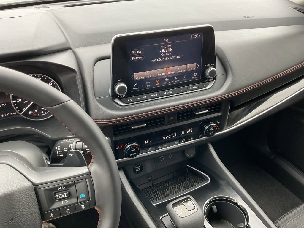 Used 2025 Nissan Rogue SV w/ Rock Creek Premium Package image 13