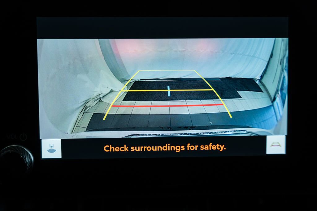 Used 2025 Toyota RAV4 XLE image 36