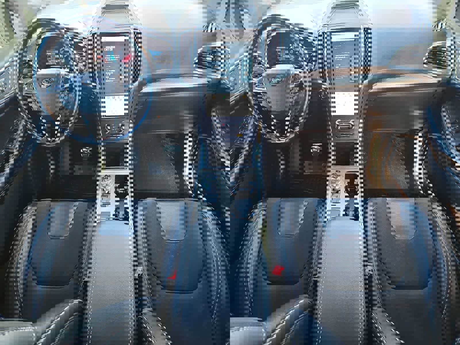 Used 2021 Ford Edge ST image 16