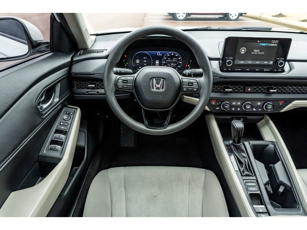 Used 2023 Honda Accord EX image 18