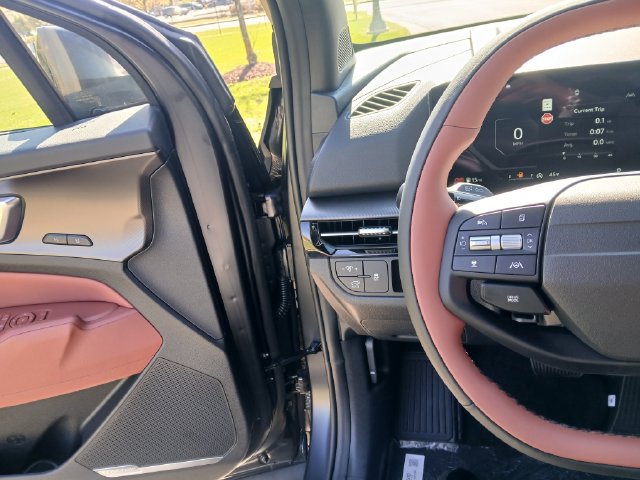 New 2026 Kia Sportage SX FWD image 31