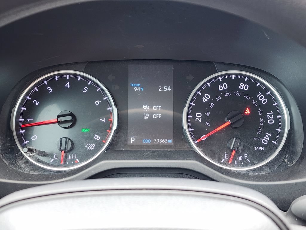 Used 2022 Toyota RAV4 XLE FWD image 30