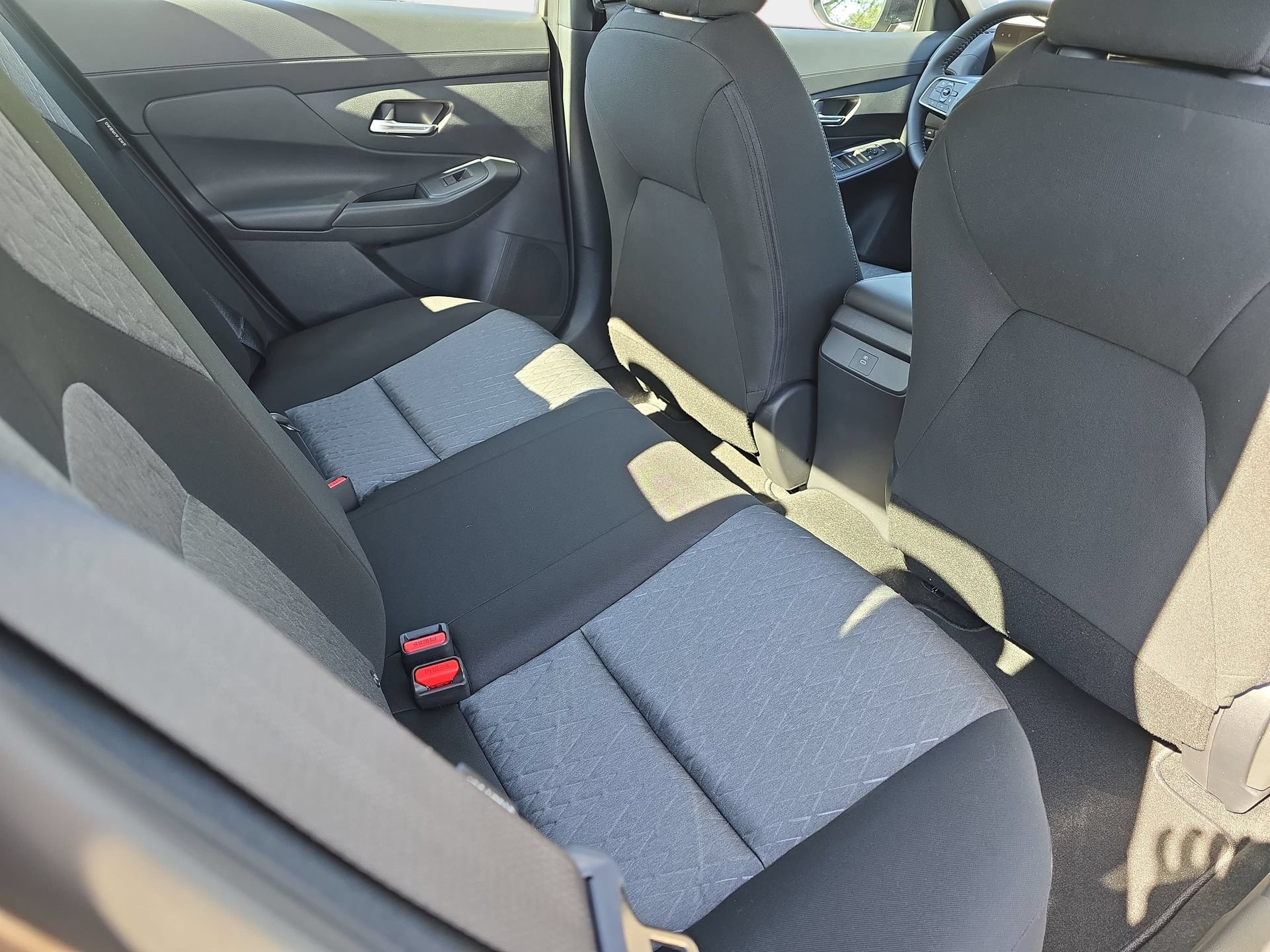 New 2026 Nissan Sentra SV w/ SV Convenience Package FWD image 11