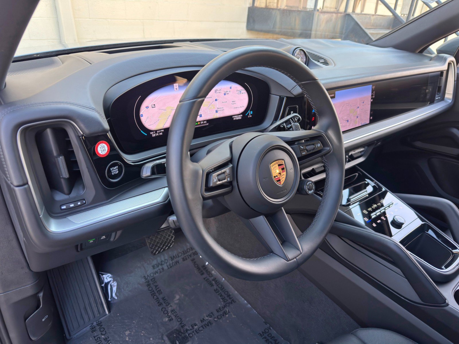 Used 2025 Porsche Cayenne E-Hybrid w/ Premium Package Plus AWD/4WD image 14