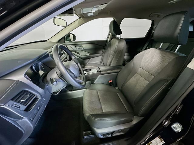 Used 2025 Nissan Rogue SV image 12