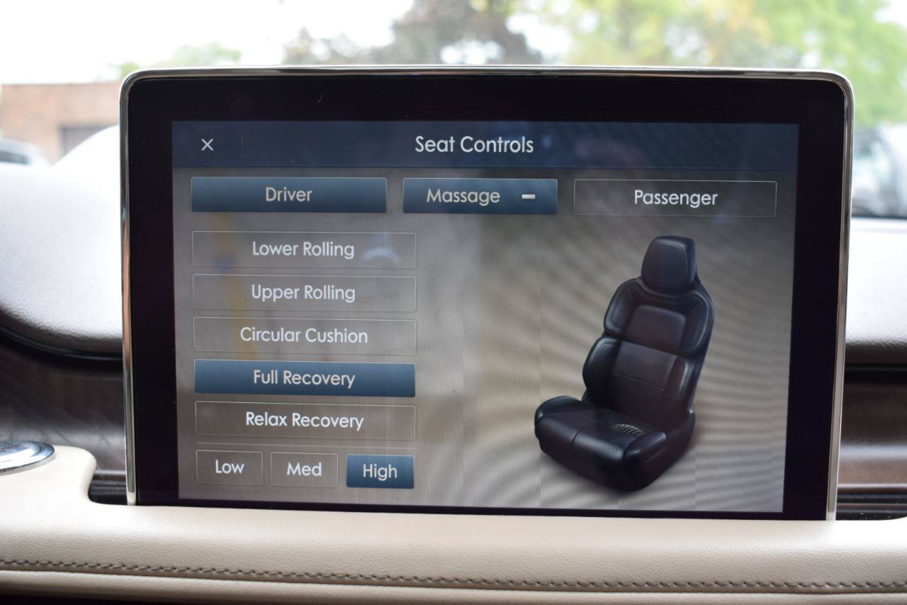 Used 2020 Lincoln Aviator Reserve w/ Equipment Group 202A AWD/4WD image 30