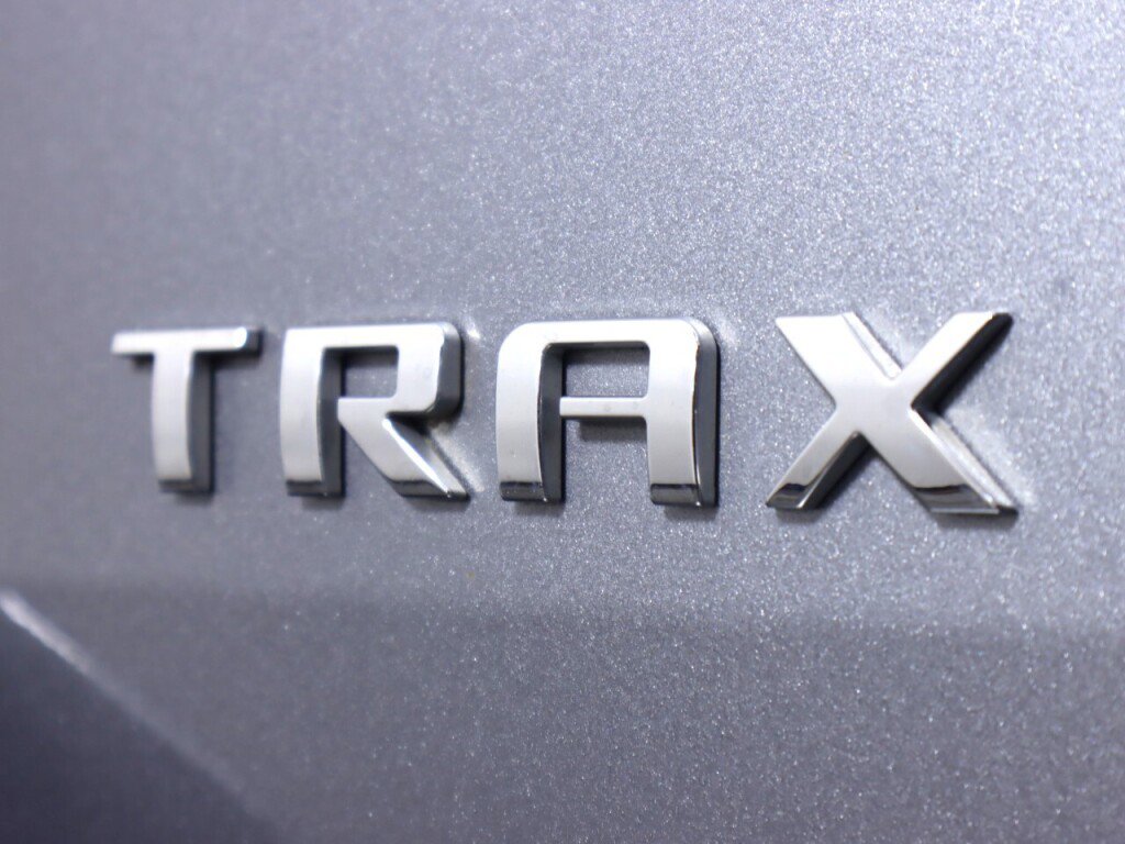 Used 2020 Chevrolet Trax LS w/ Tint and Cruise Package FWD image 32