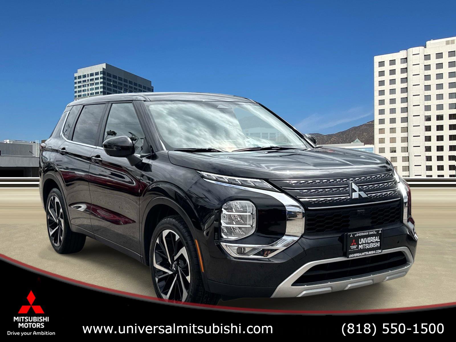 Used 2024 Mitsubishi Outlander FWD image 1