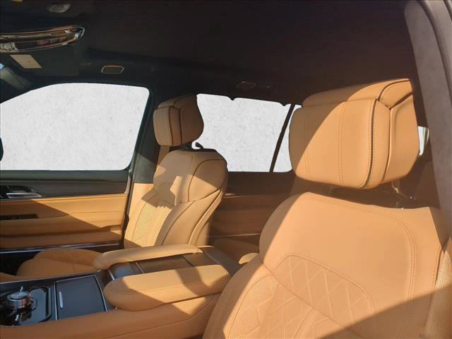 New 2026 Jeep Grand Wagoneer Summit AWD/4WD image 4