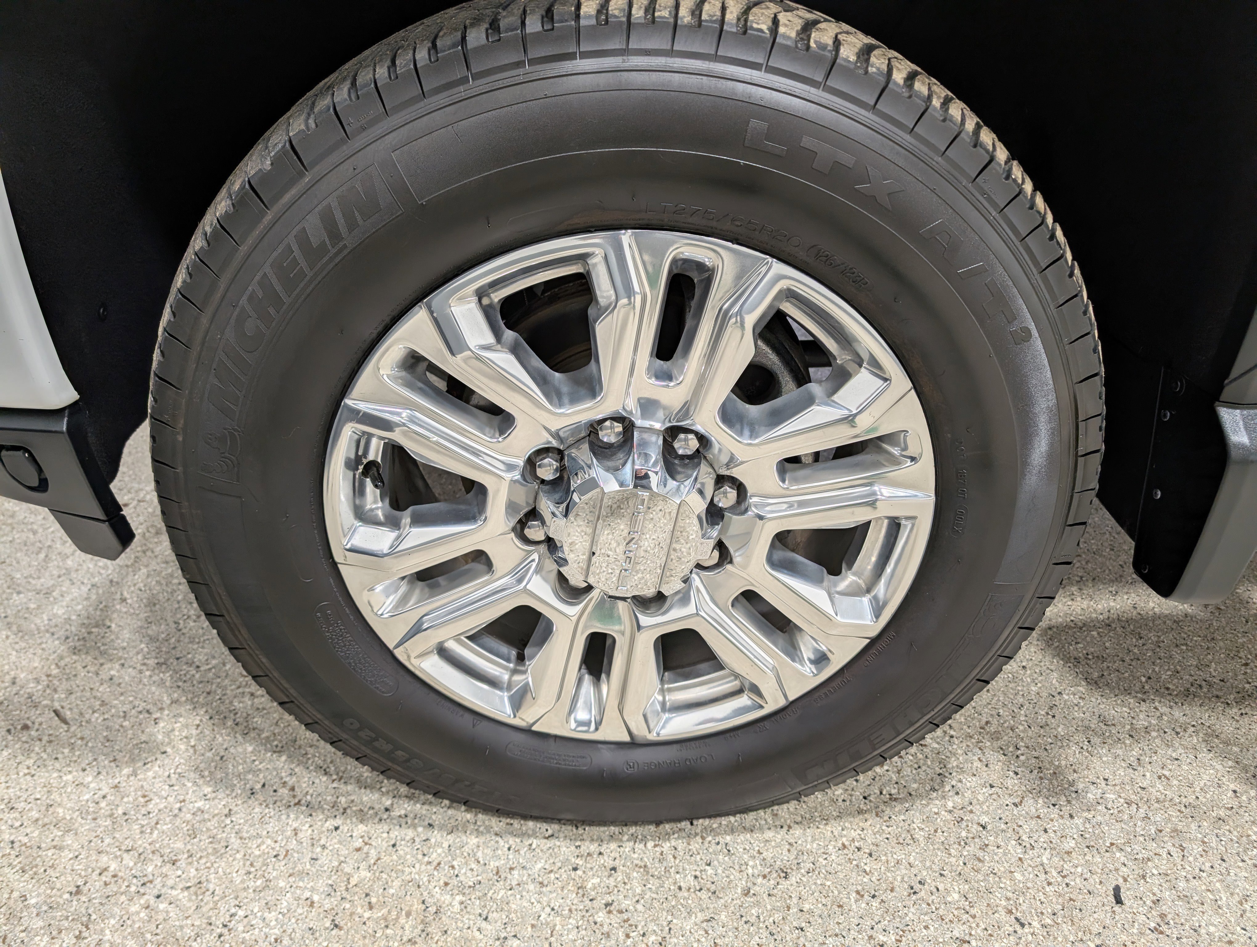 Used 2020 GMC Sierra 2500 Denali w/ Denali Ultimate Package AWD/4WD image 12